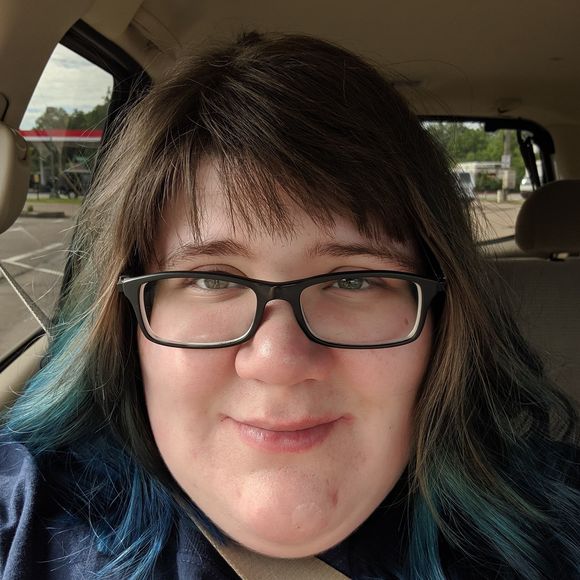 Meet your Posher, Keelie - Picture 1 of 1